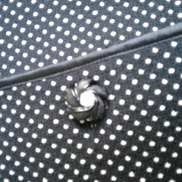 Black and white princess cut jacket - Picture 3 of 3